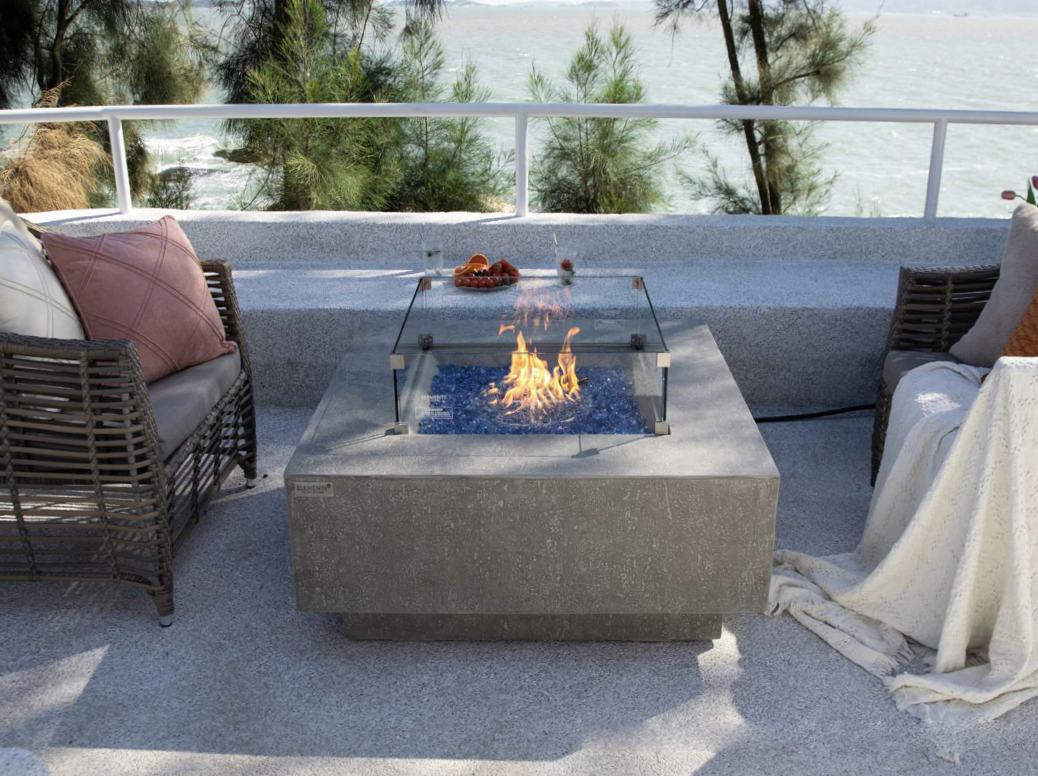 VICTORIA | Fire Table